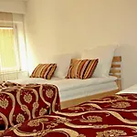 Alojamento de Acomodação e Pequeno-almoço Berr 3*