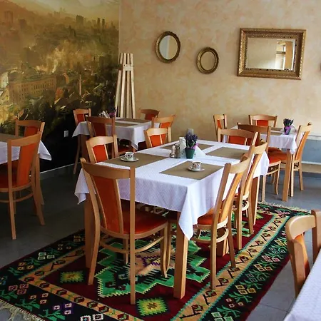 Alojamento de Acomodação e Pequeno-almoço Berr