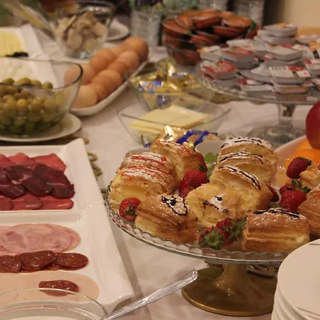 Alojamento de Acomodação e Pequeno-almoço Berr 3*